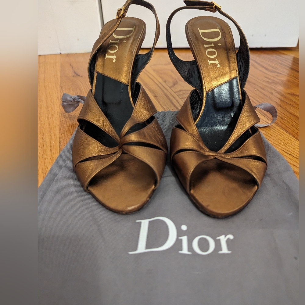 *Authentic* Dior slingback, gold metallic heel